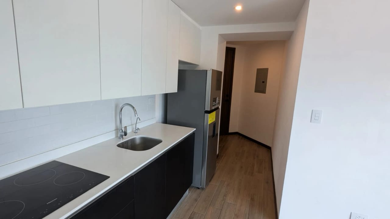 Se Alquilan 2 Aptos. en Edificio Septimo, Zona 4. — Apartamento en Alquiler en Séptimo, Zona 4, Guatemala, Ciudad — foto 2 de 5