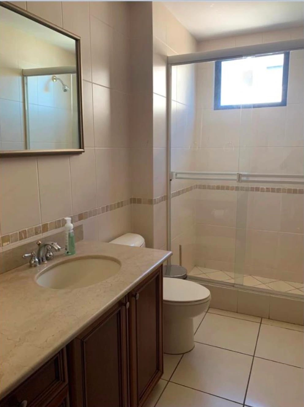 Se Alquila Apto. Con o Sin Muebles Santa Clara, Zona 10. — Apartamento en Venta en Zona 10, Guatemala, Ciudad — foto 15 de 17