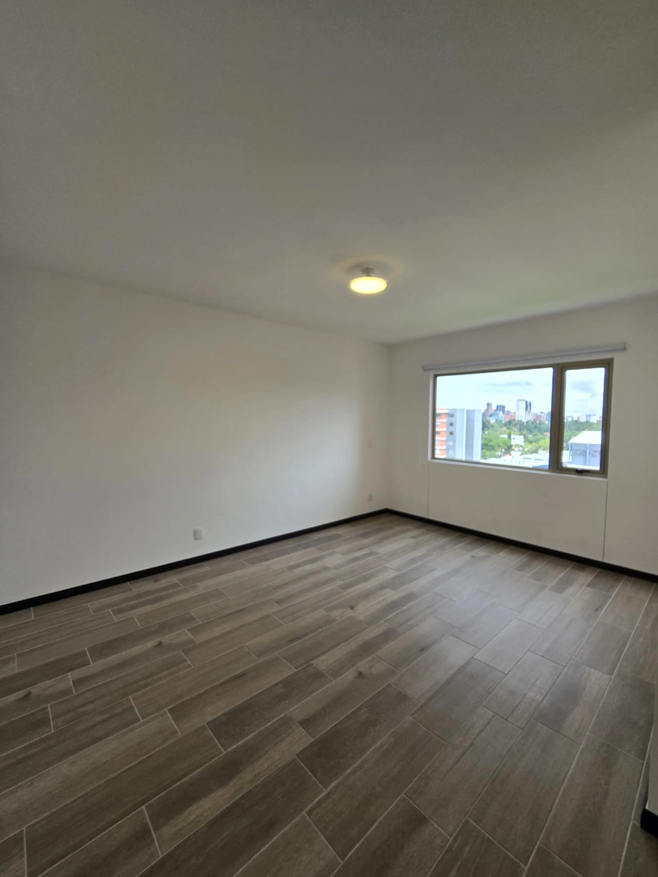 Se Alquila Apto. en Edificio Segheria, Zona 14. — Apartamento en Alquiler en Segheria, Zona 14, Guatemala, Ciudad — foto 9 de 16