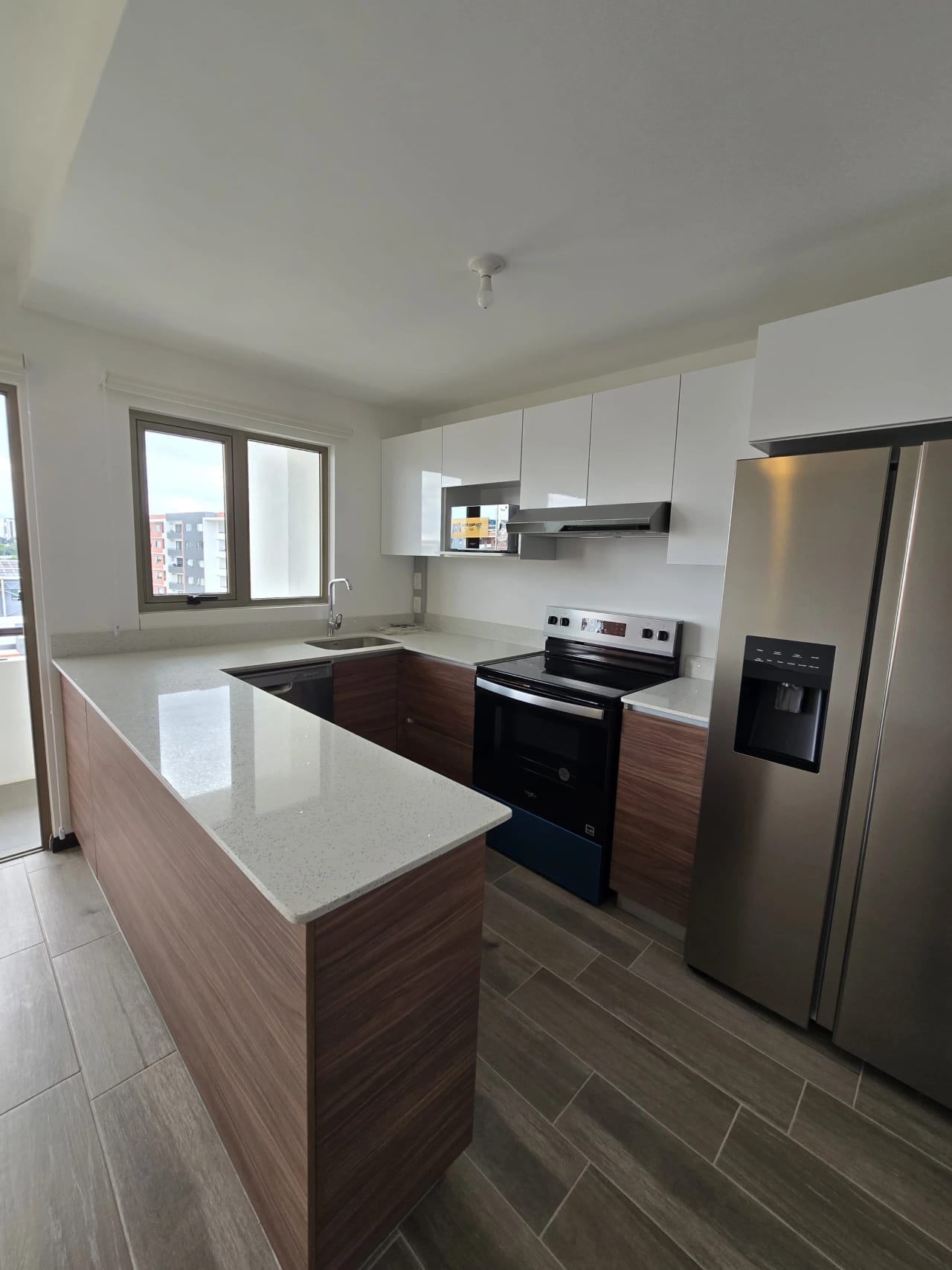 Se Alquila Apto. en Edificio Segheria, Zona 14. — Apartamento en Alquiler en Segheria, Zona 14, Guatemala, Ciudad — foto 13 de 16