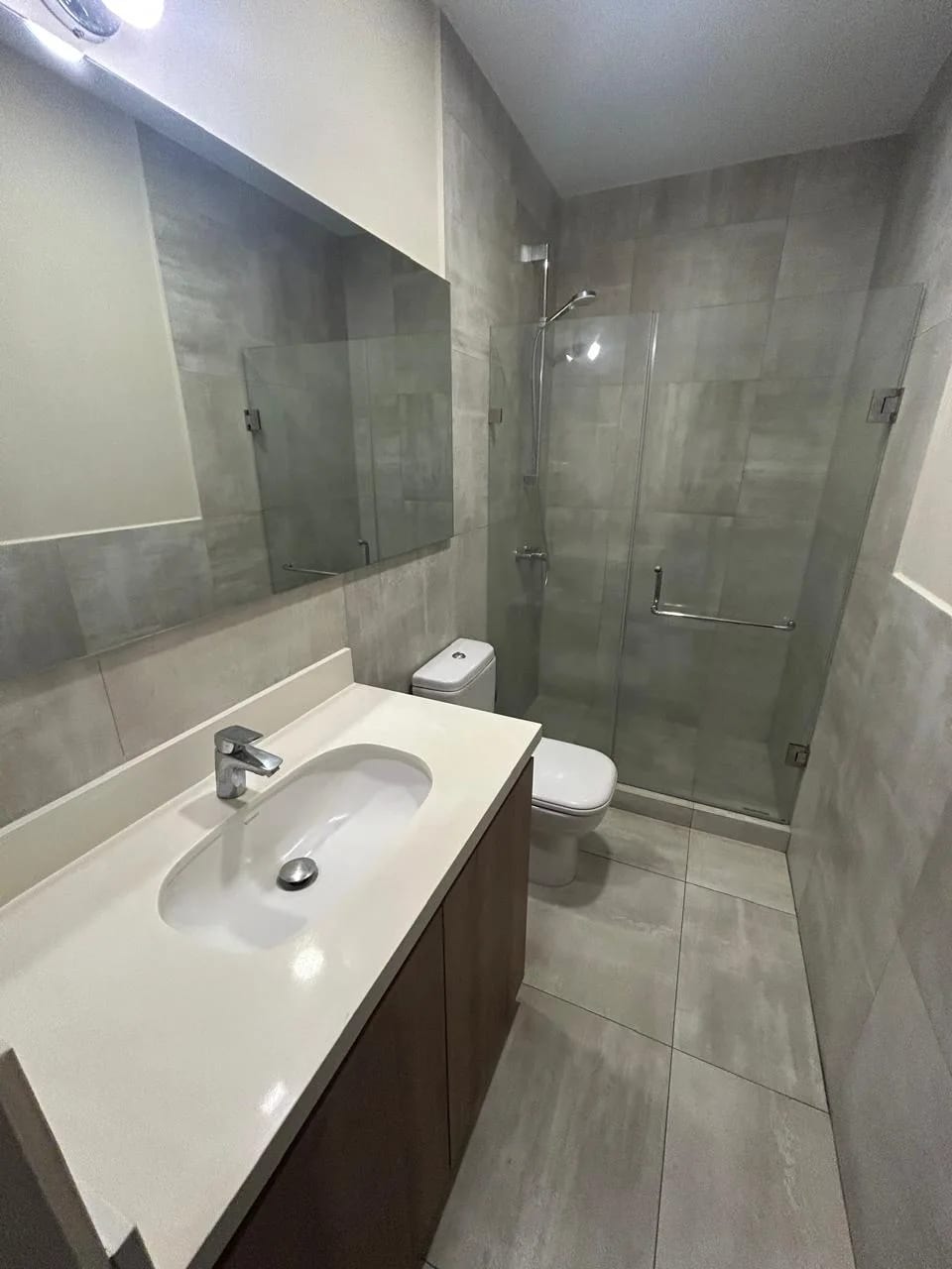 Se Alquila Apto. Edificio Casa Acueducto, Zona 10. — Apartamento en Alquiler en Casa Acueducto, Zona 10, Guatemala, Ciudad — foto 16 de 17