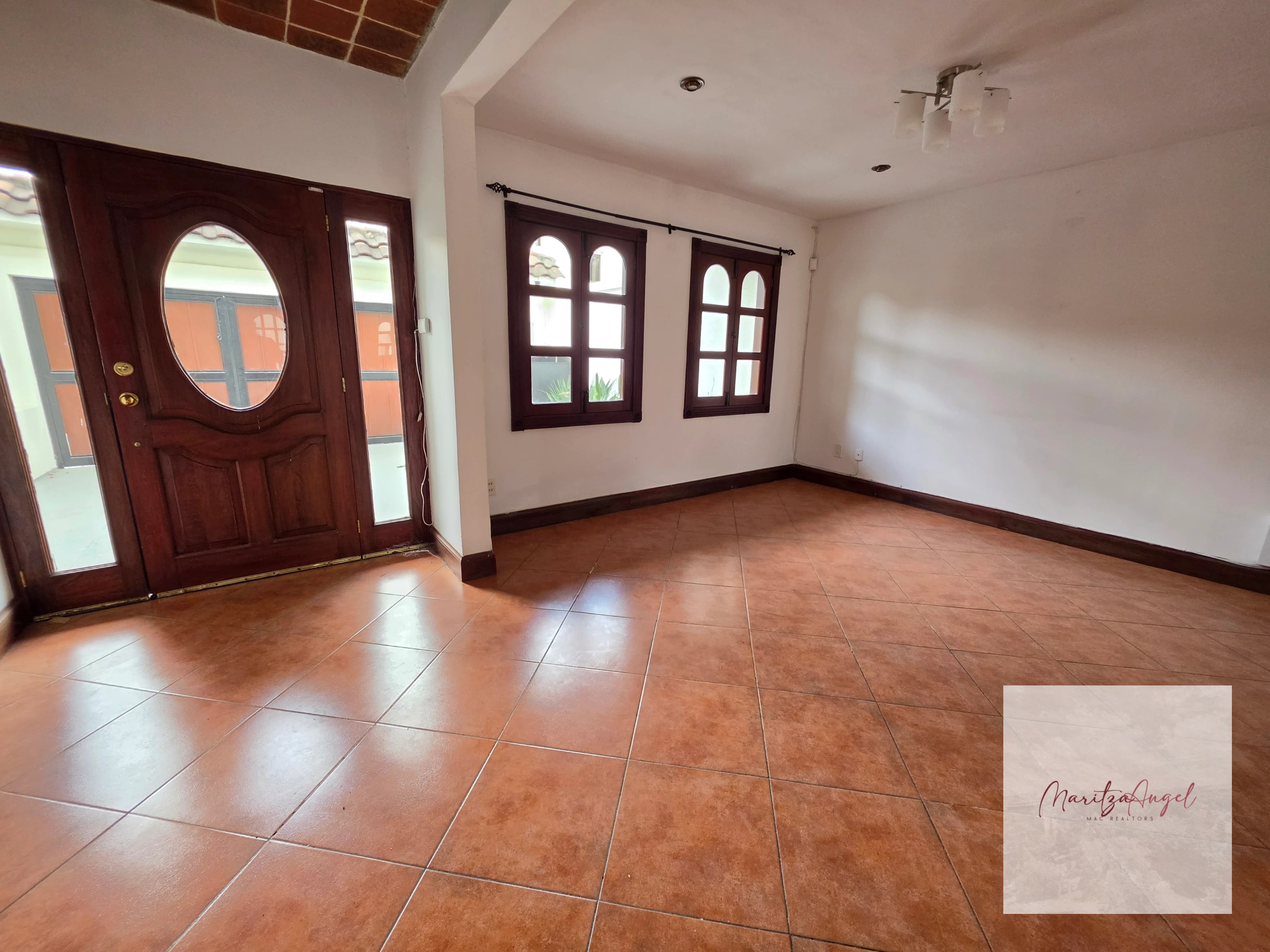 CASA EN VENTA EN LA ANTIGUA — Casa en Venta en Antigua, Sacatepéquez — foto 9 de 14