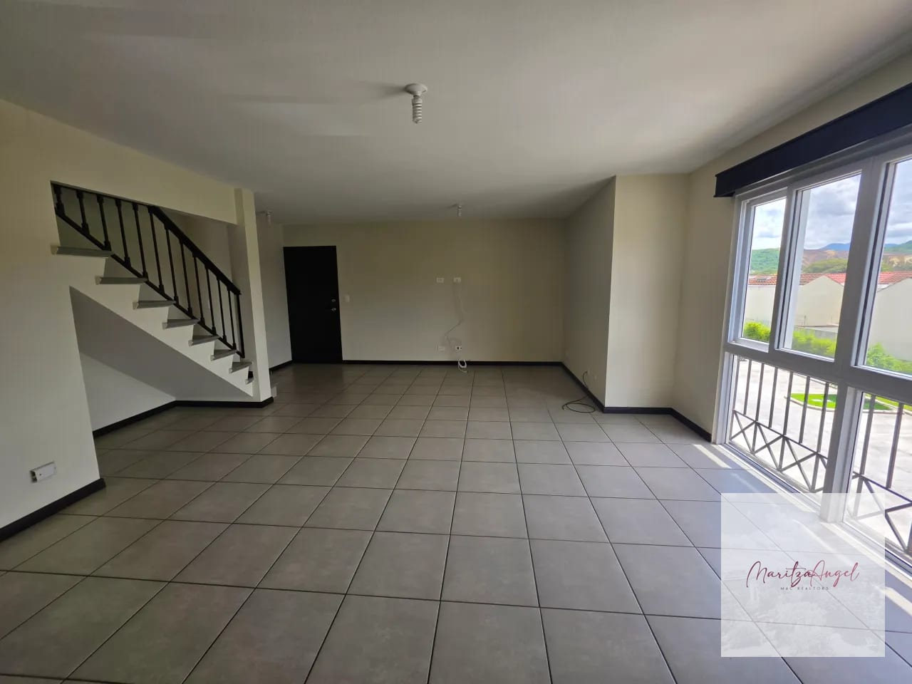 RENTA DE APARTAMENTO EN VILLAS CORUÑA. CONDADO EL NARANJO — Apartamento en Alquiler en Condado Naranjo, Zona 4 Mixco, Guatemala, Ciudad — foto 3 de 8