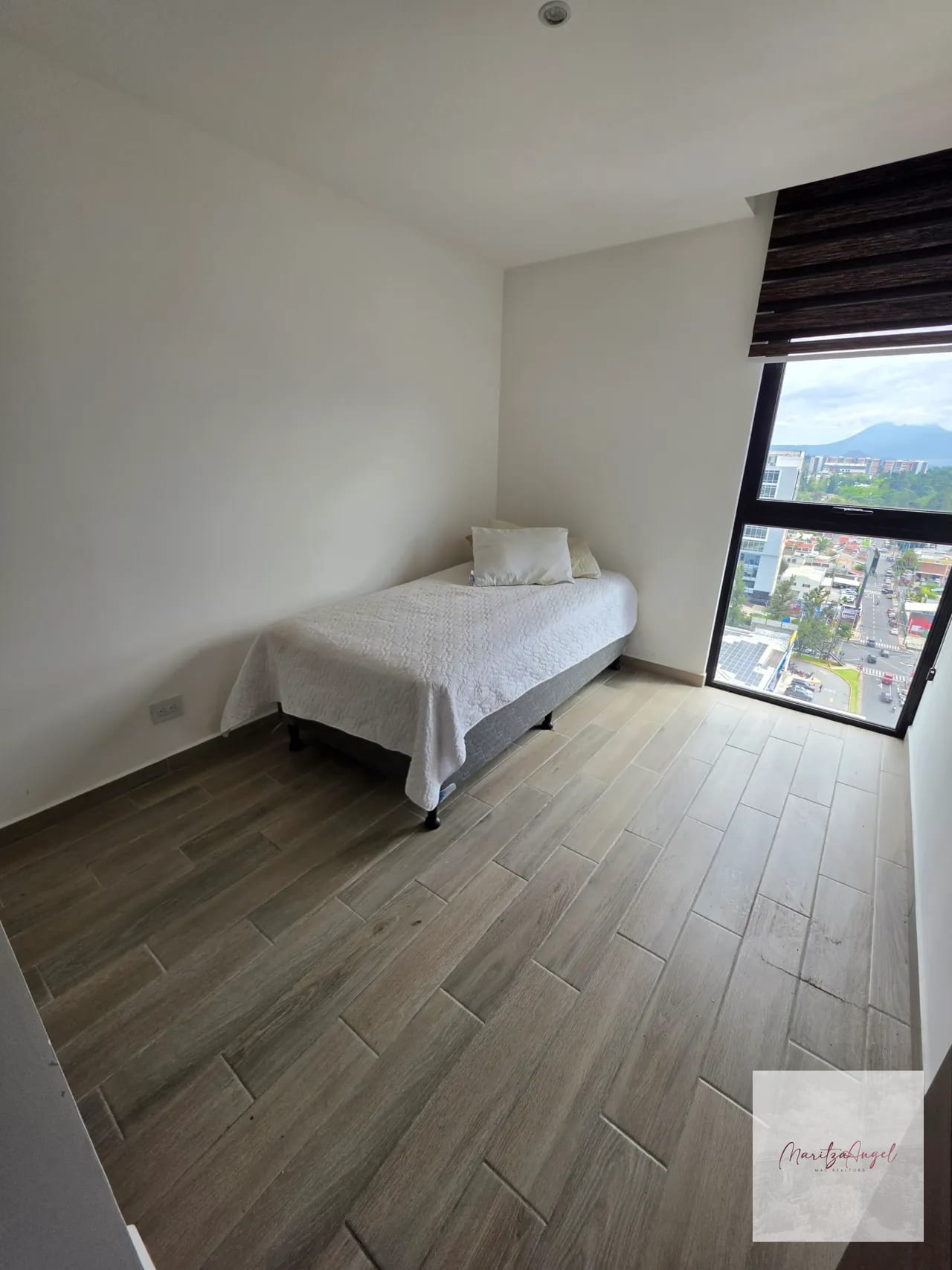Apartamento Amueblado en Renta Zona 10 — Apartamento en Alquiler en Parque 10, Zona 10, Guatemala, Ciudad — foto 8 de 16