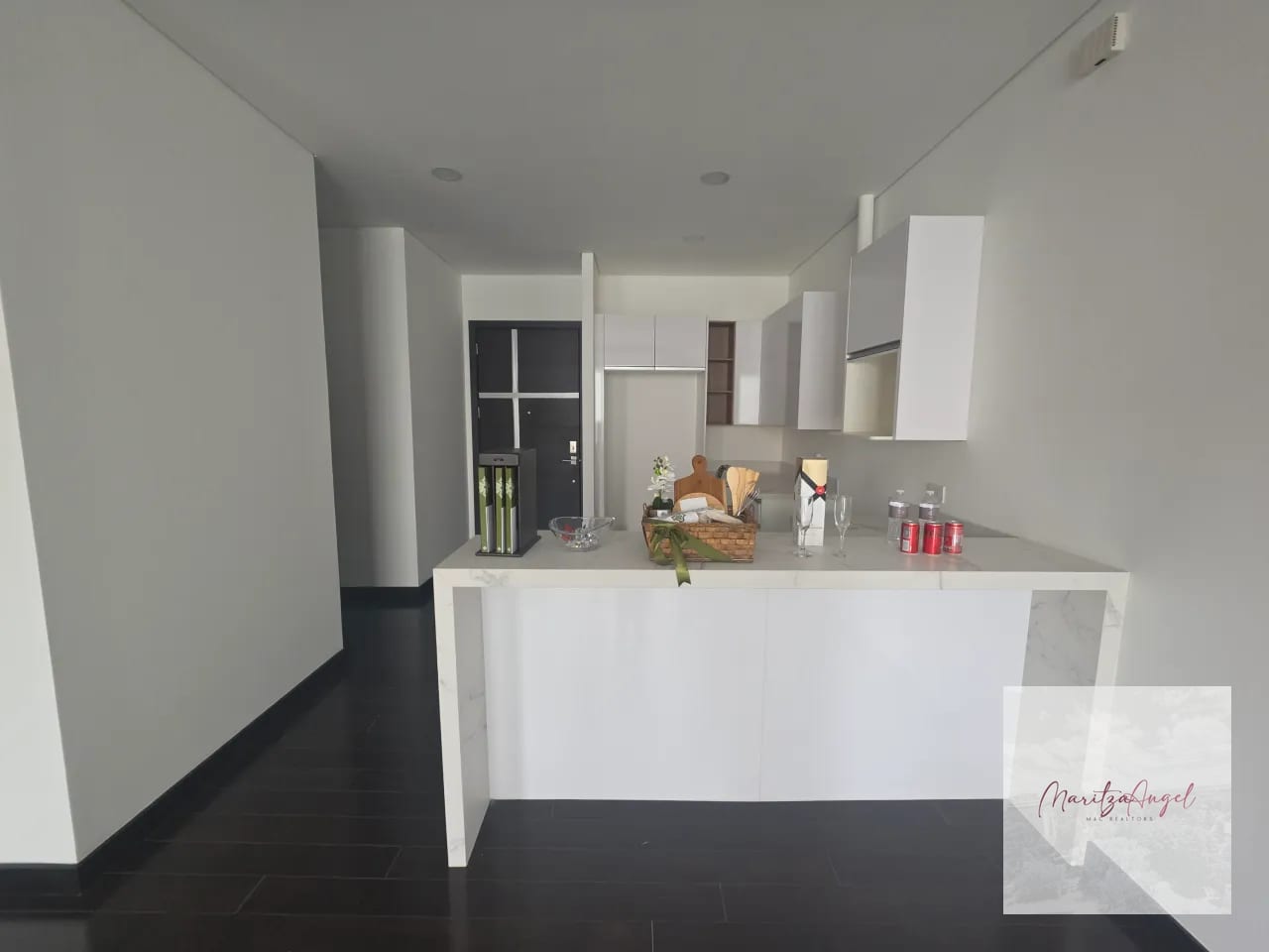 Renta de Apartamento en Zona 16 — Apartamento en Alquiler en Zona 16, Guatemala, Ciudad — foto 5 de 13