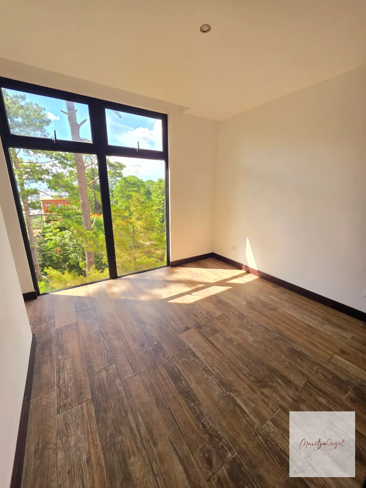 Apartamento en Renta en Zona 16, Edificio Enalto — Apartamento en Alquiler en Kanajuyú, Zona 16, Guatemala, Ciudad — foto 7 de 11