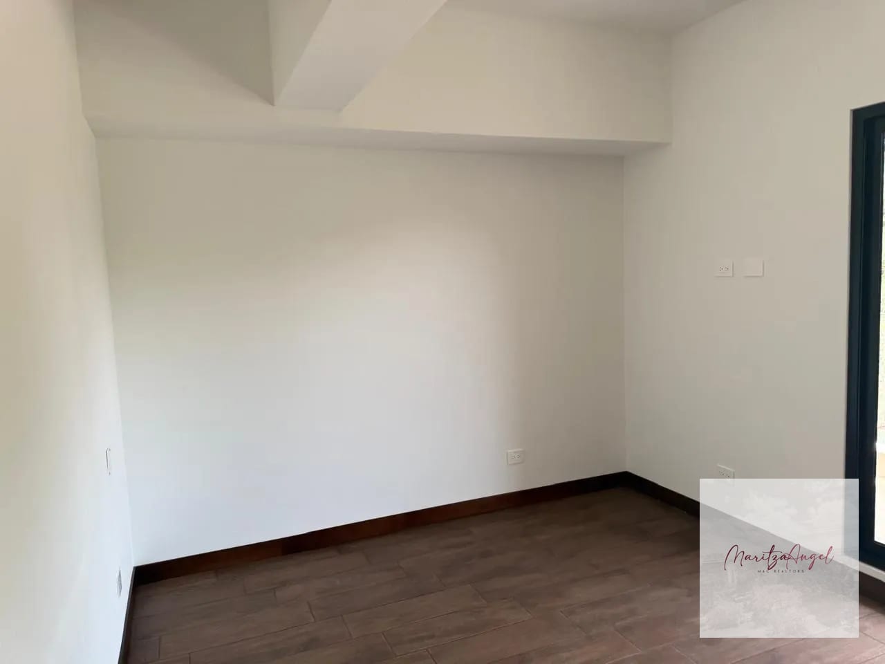 Apartamento en Renta Casalini los Arcos Zona 10 — Apartamento en Alquiler en Casalini Los Arcos, Zona 10, Guatemala, Ciudad — foto 9 de 10