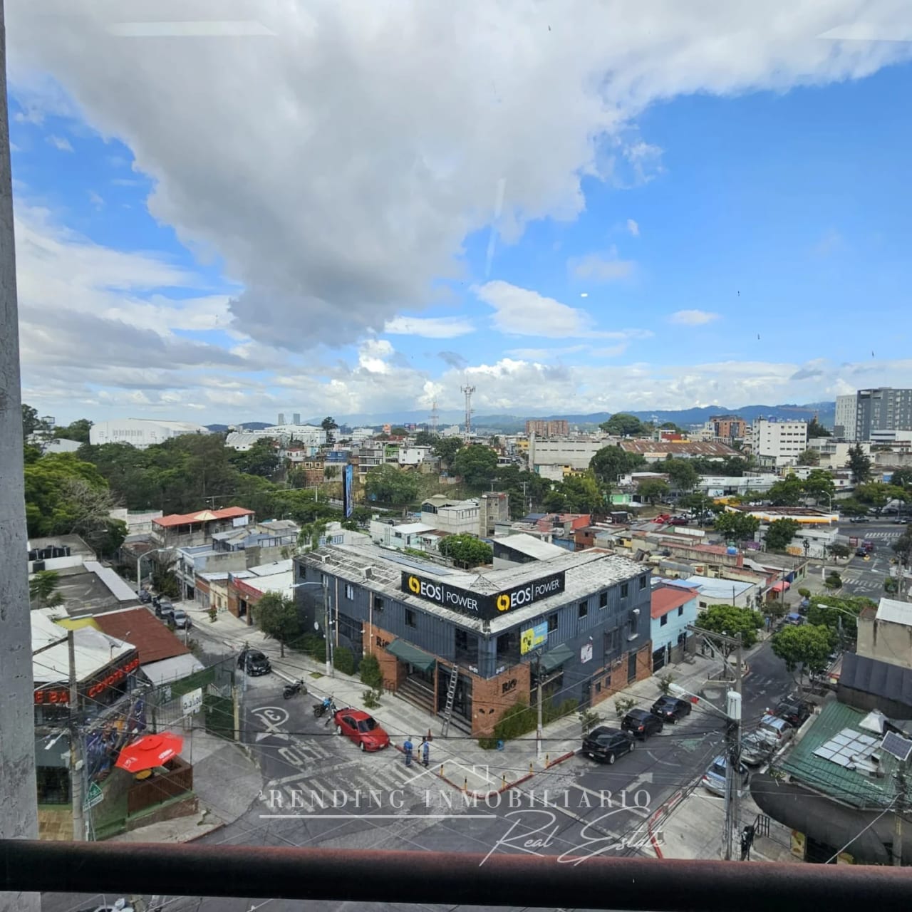 Oficina en venta zona 4 edificio Cuatro 36 de 145m² + 6 parqueos (Ren — Oficina en Venta en Cuatro 36, Zona 4, Guatemala, Ciudad — foto 3 de 11