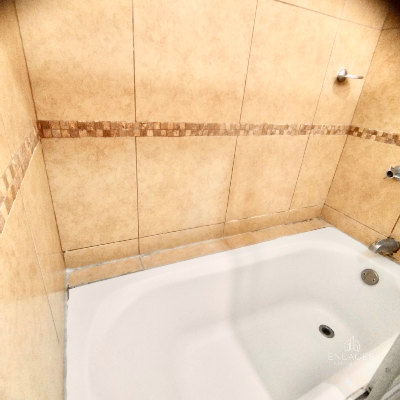 Zona 16 • Casa en Venta • Residencial Hacienda Real - 10