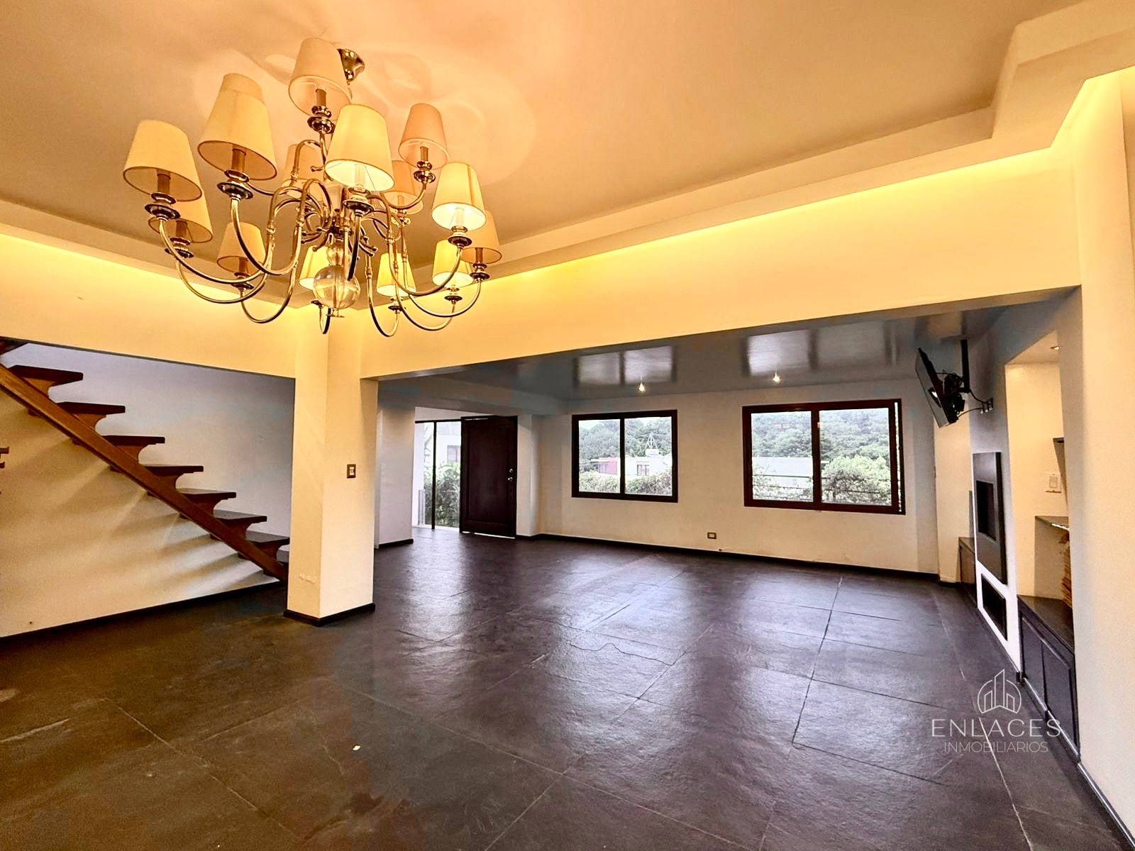 Muxbal • Casa de Esquina en Renta/Venta • Encinos, Santuaria Muxbal - 3