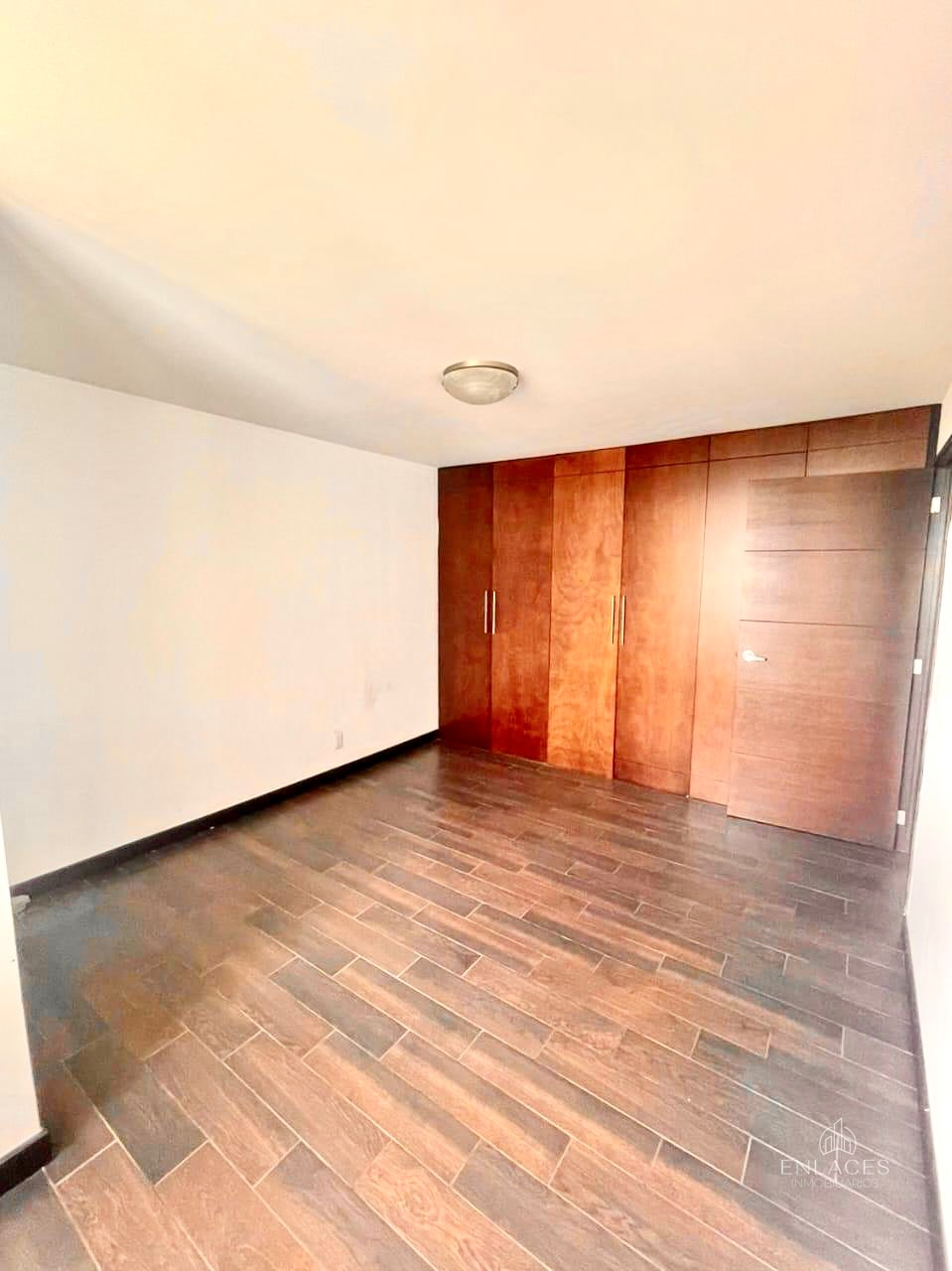 Zona 14 • Apartamento en Renta • Edificio Attica II - 8