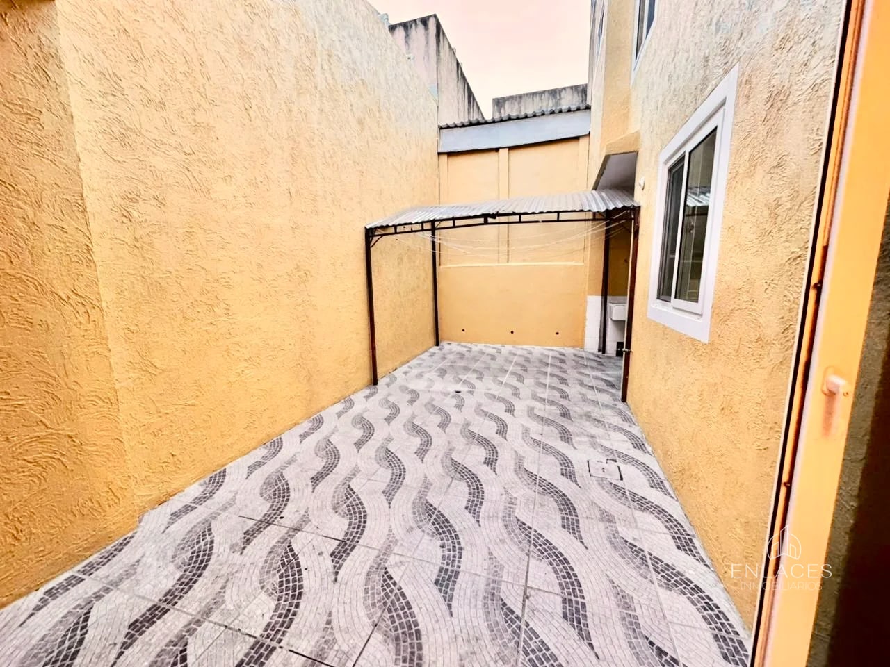 Km. 18.5 CAES • Casa en Renta • Condominio Bosques de Arrazola - 12