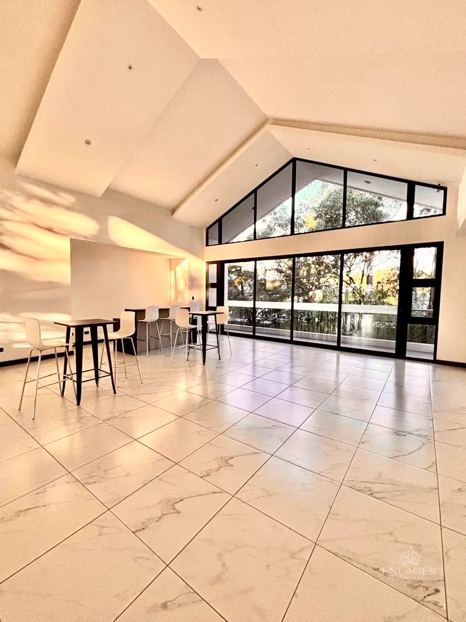 Zona 16 • Apartamento en Venta • Edificio Zen Cayalá — Apartamento en Venta en Zen Cayalá, Zona 16, Guatemala, Ciudad — foto 12 de 15
