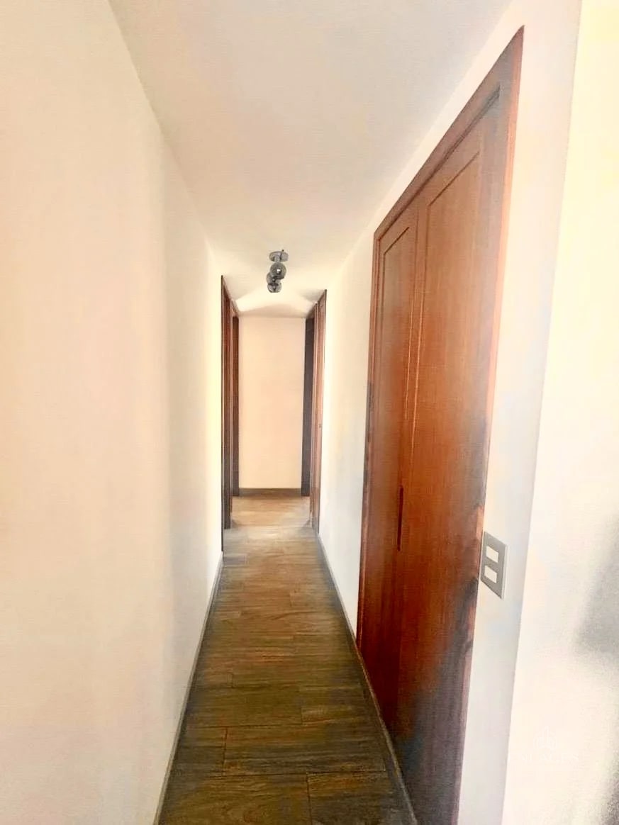 Zona 10 • Apartamento Remodelado en Venta • Jardines de la Villa — Apartamento en Venta en Zona 10, Guatemala, Ciudad — foto 4 de 9