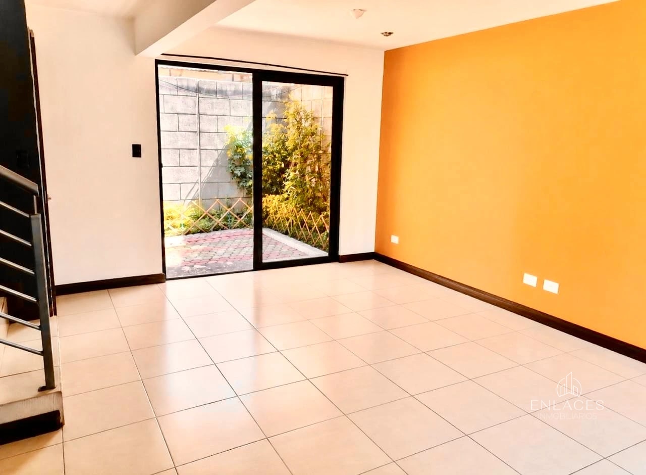 Km 20.5 CAES • Townhouse en Renta • Club Residencial Alika — Apartamento en Alquiler en Álika Club Residencial, Carretera a El Salvador, Guatemala, Ciudad — foto 10 de 11