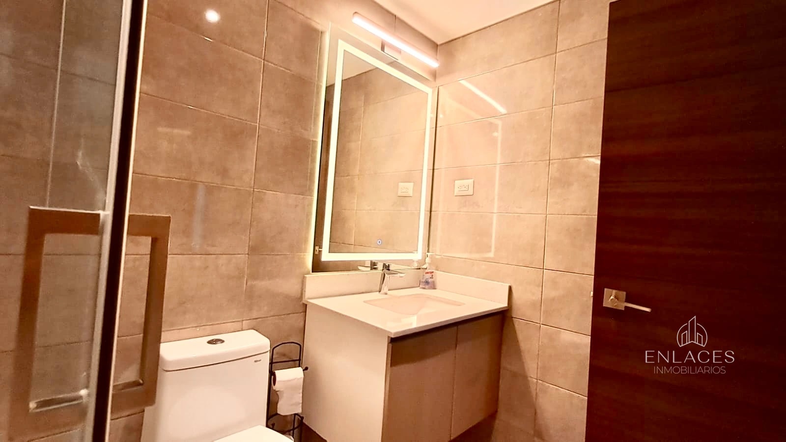 Zona 15 • Apartamento en Venta • Edificio Parque 15 — Apartamento en Venta en Parque 15, Zona 15, Guatemala, Ciudad — foto 8 de 17
