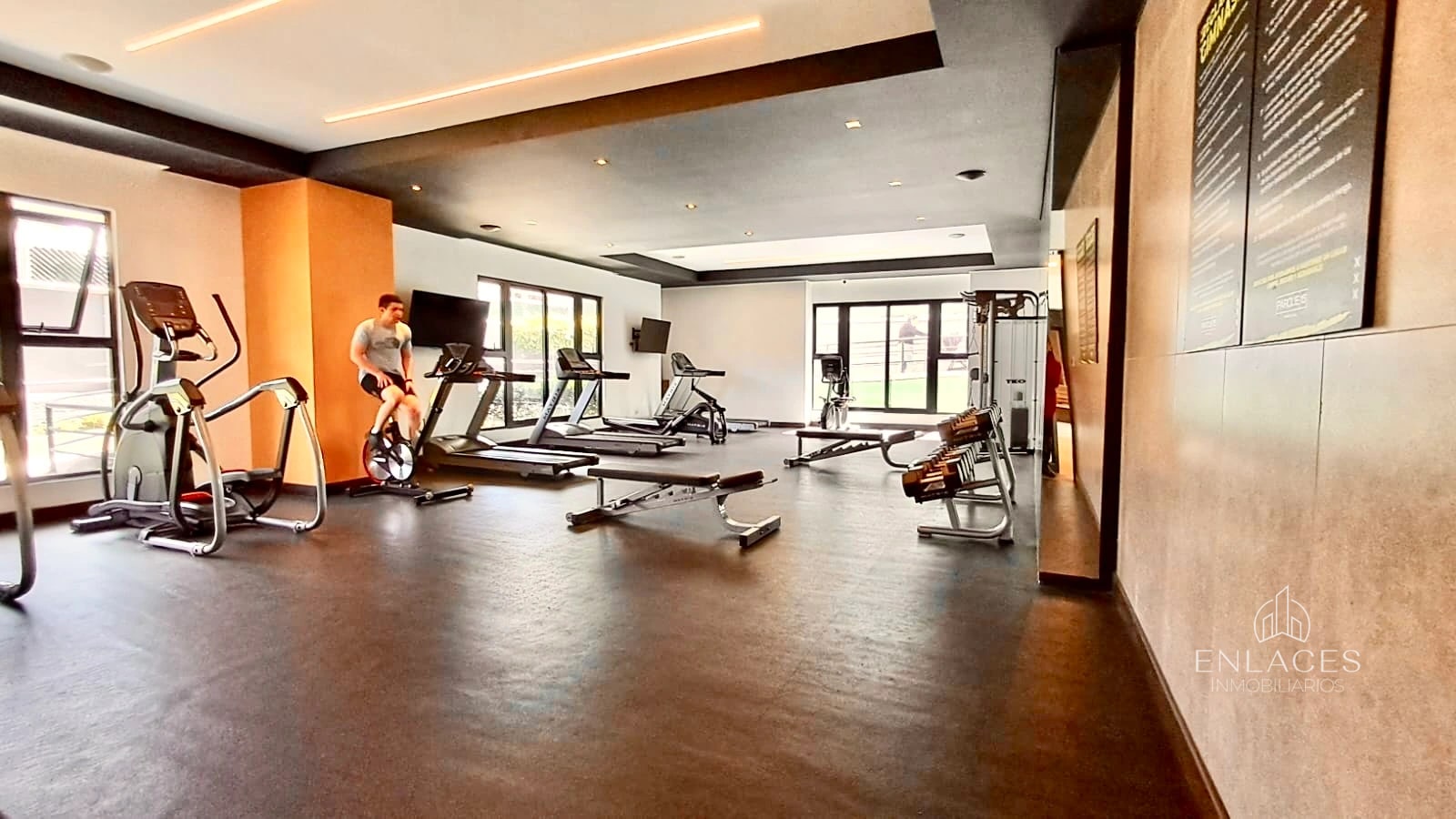 Zona 15 • Apartamento en Venta • Edificio Parque 15 — Apartamento en Venta en Parque 15, Zona 15, Guatemala, Ciudad — foto 10 de 17