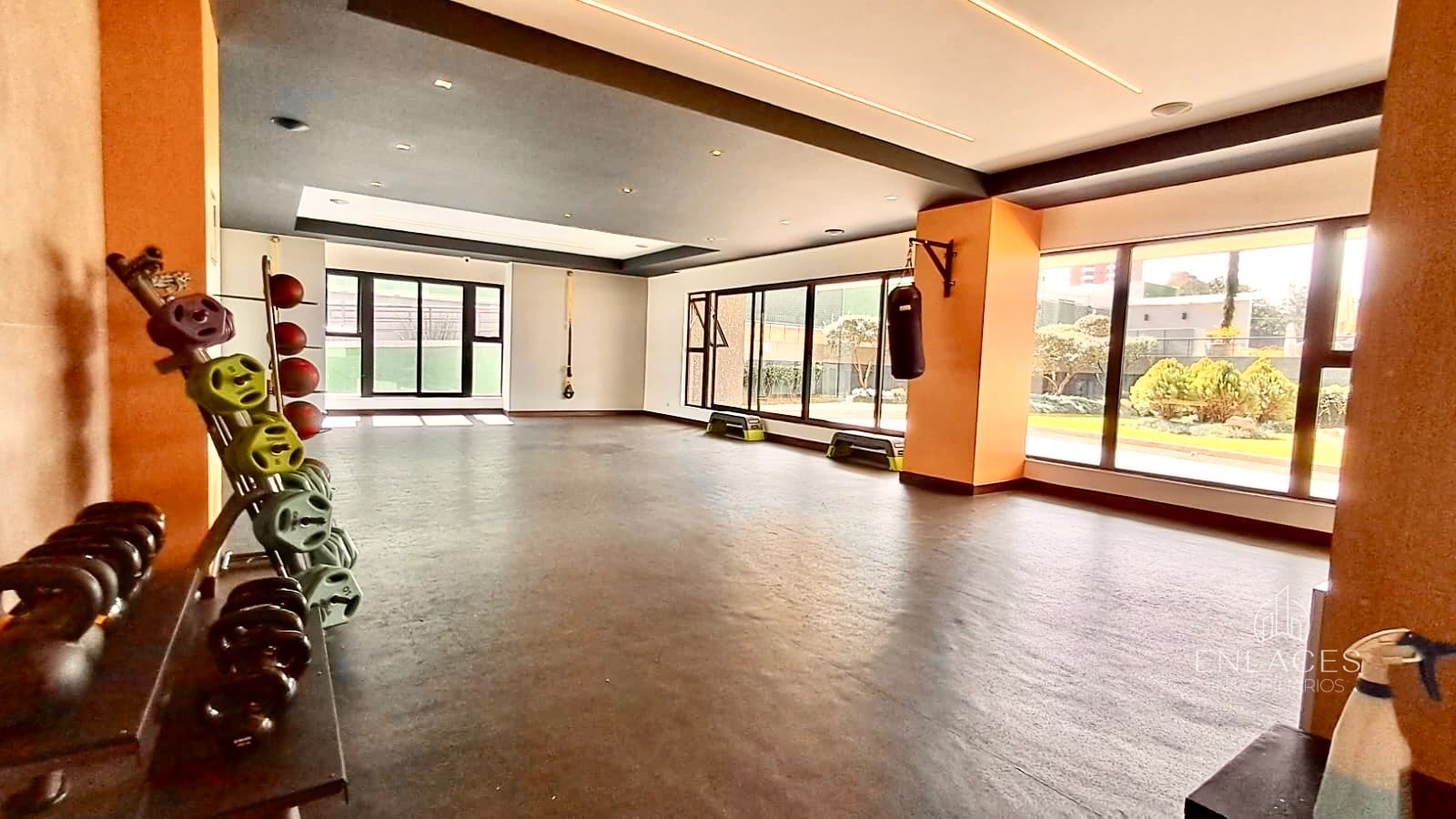 Zona 15 • Apartamento en Venta • Edificio Parque 15 — Apartamento en Venta en Parque 15, Zona 15, Guatemala, Ciudad — foto 14 de 17