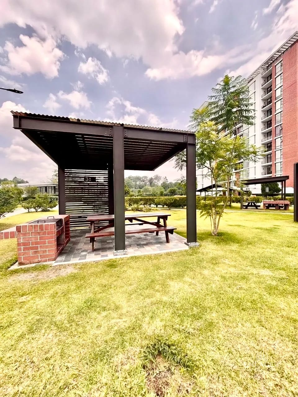 Zona 16 • Apartamento en Renta • Edificio San Isidro 20/21 — Apartamento en Alquiler en San Isidro 20/21, Zona 16, Guatemala, Ciudad — foto 10 de 11
