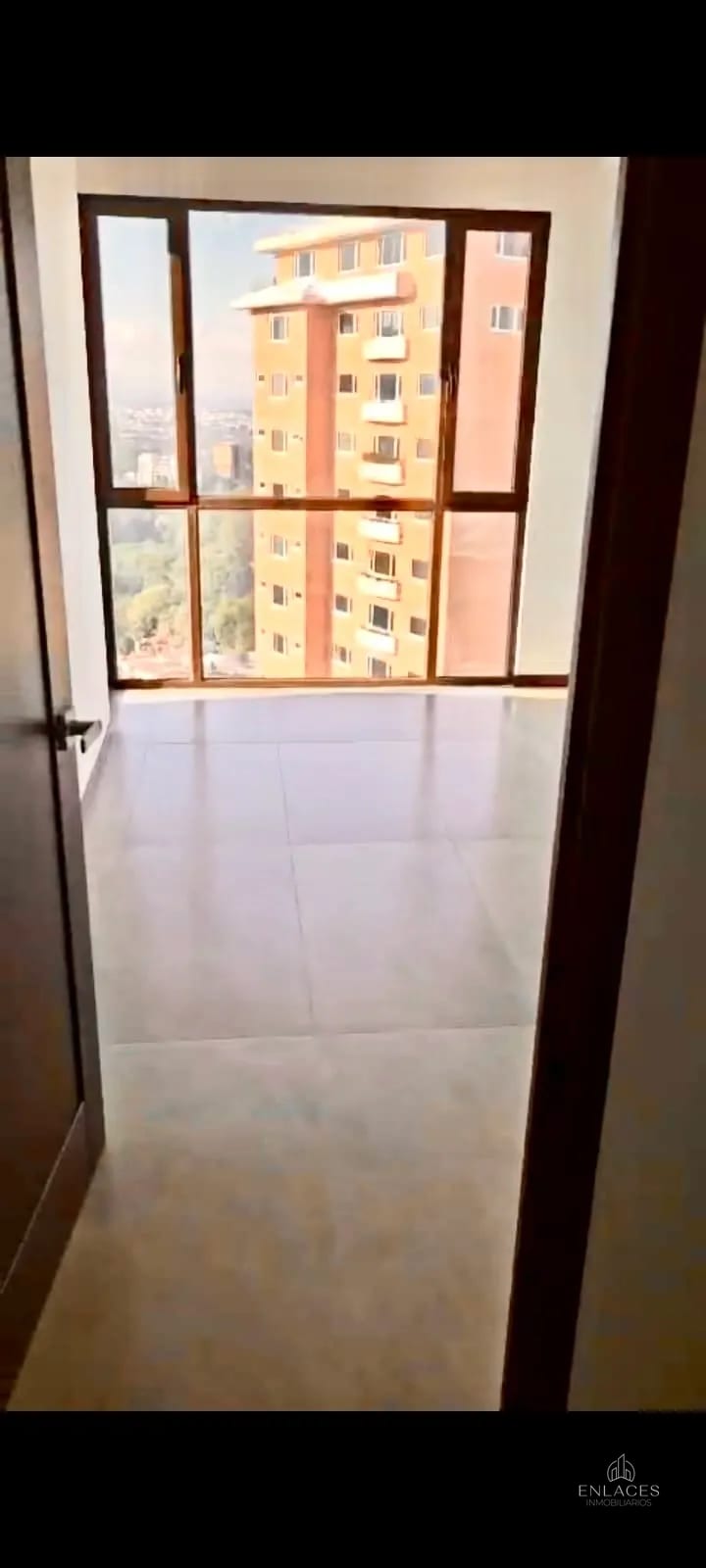 Zona 15 • Apartamento en Renta • Edificio Albero — Apartamento en Alquiler en Albero San Lazaro, Zona 15, Guatemala, Ciudad — foto 4 de 12