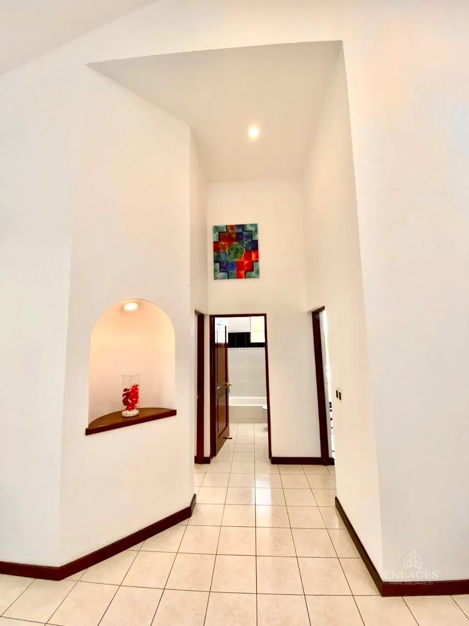 Zona 15 • Apartamento Semiamueblado en Renta • Edificio Vista al Bosque — Apartamento en Alquiler en Vista al parque, Zona 15, Guatemala, Ciudad — foto 8 de 10