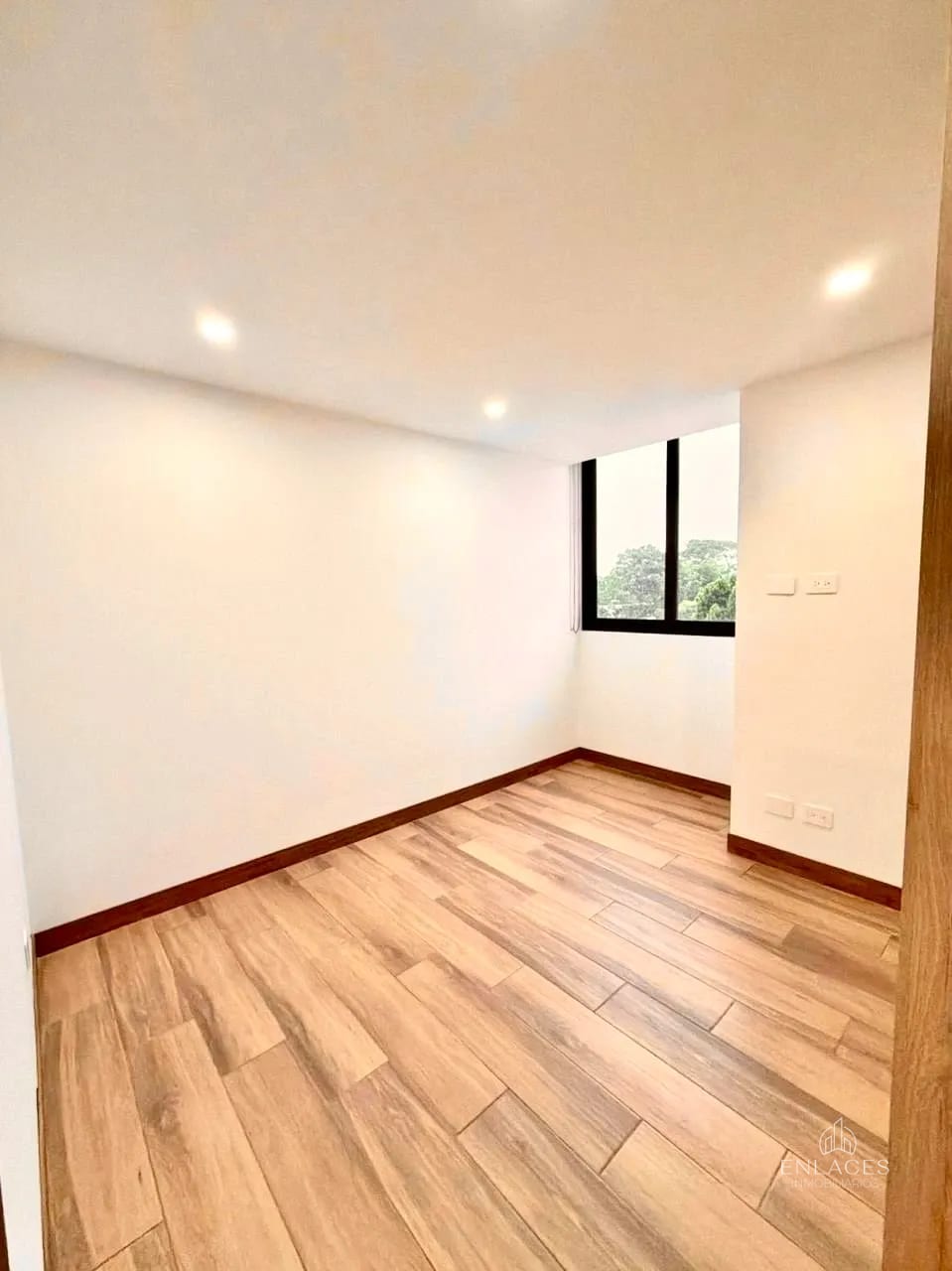 Zona 15 • Apartamento en Renta • Edificio Privé — Apartamento en Alquiler en Zona 15, Guatemala, Ciudad — foto 13 de 13