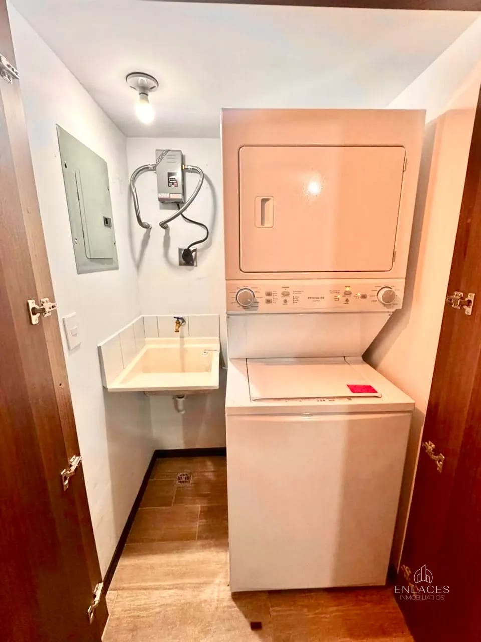 Km 18.5 CAES • Apartamento en Renta • Edificio Bari — Apartamento en Alquiler en Bari, Carretera a El Salvador, Guatemala, Ciudad — foto 7 de 12