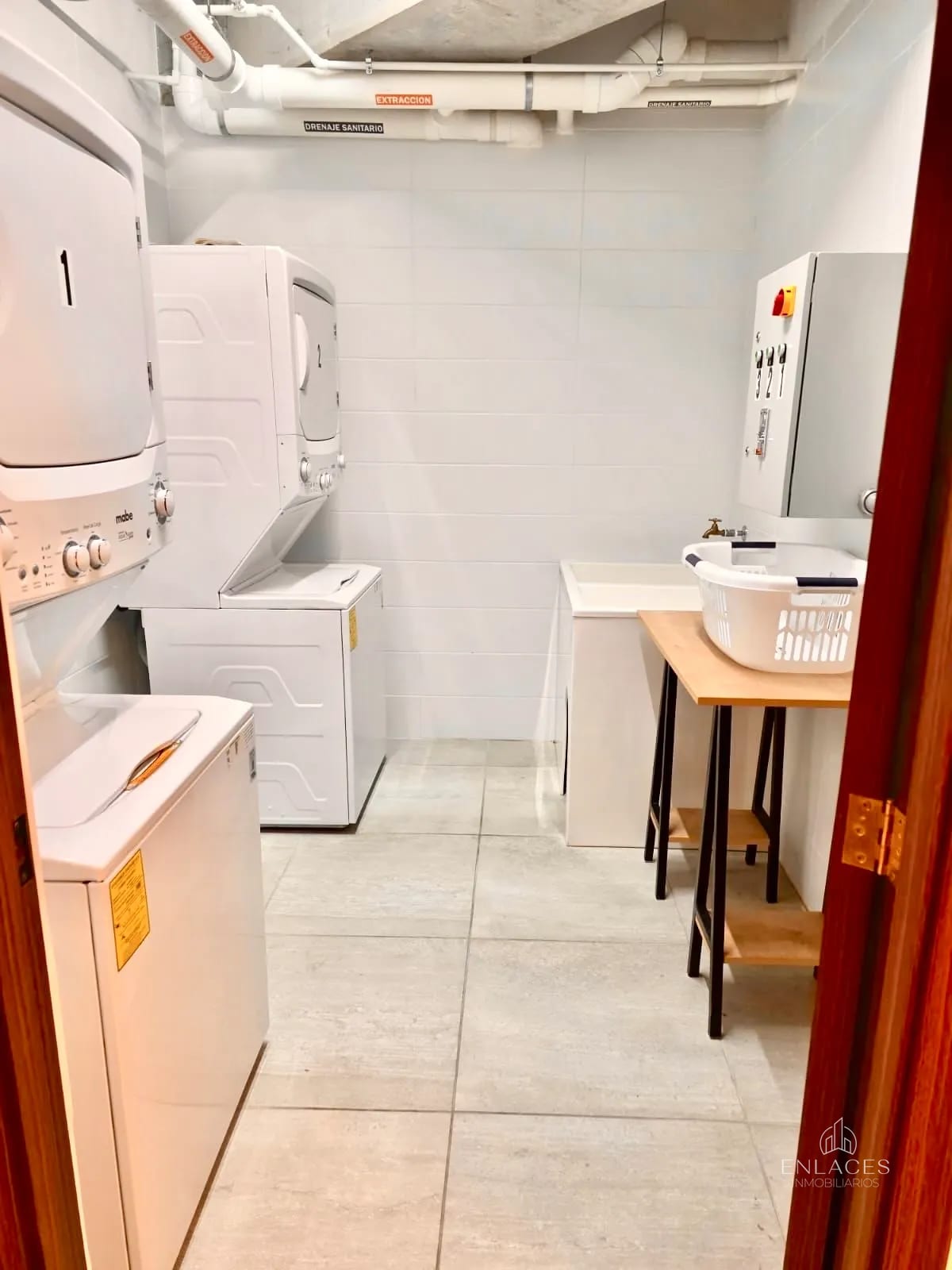 Zona 4 • Apartamento Amueblado en Venta • Edificio Séptimo — Apartamento en Venta en Séptimo, Zona 4, Guatemala, Ciudad — foto 5 de 14