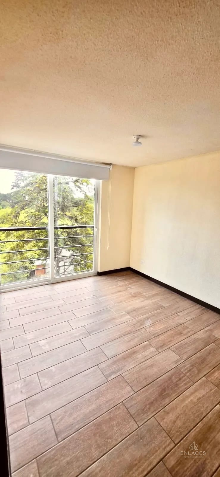 Km 16.5 CAES • Apartamento Semiamueblado en Renta • Monet — Apartamento en Alquiler en km 16-20, Carretera a El Salvador, Guatemala, Ciudad — foto 3 de 16
