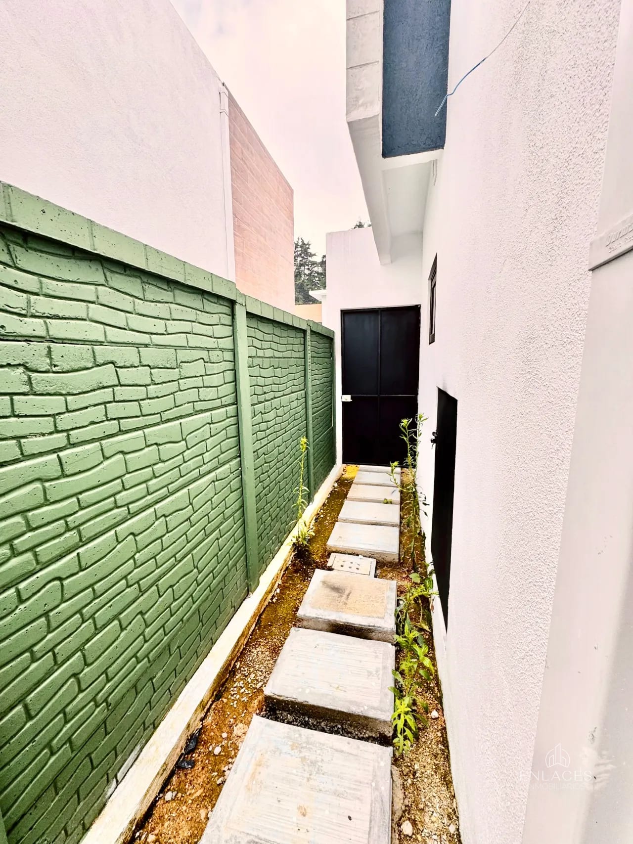 Km 16.5 CAES • Casa en Renta • Condominio 7 Gotas de San Vicente — Casa en Alquiler en km 16-20, Carretera a El Salvador, Guatemala, Ciudad — foto 8 de 17