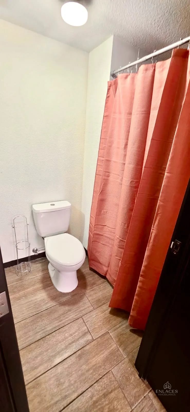 Km 16.5 CAES • Apartamento Semiamueblado en Renta • Edificio Monet — Apartamento en Alquiler en km 16-20, Carretera a El Salvador, Guatemala, Ciudad — foto 11 de 15