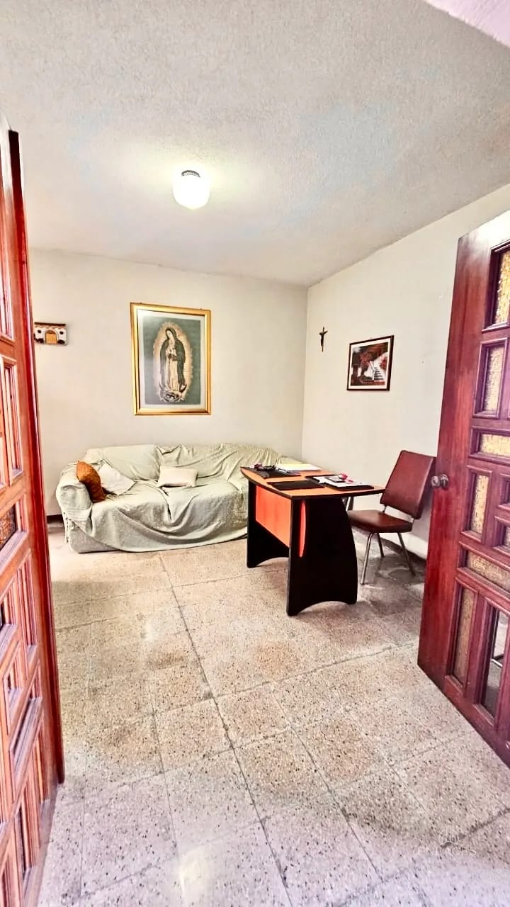 Zona 7 • Casa en Venta • Calzada Mateo Flores — Casa en Venta en Zona 7, Guatemala, Ciudad — foto 6 de 16