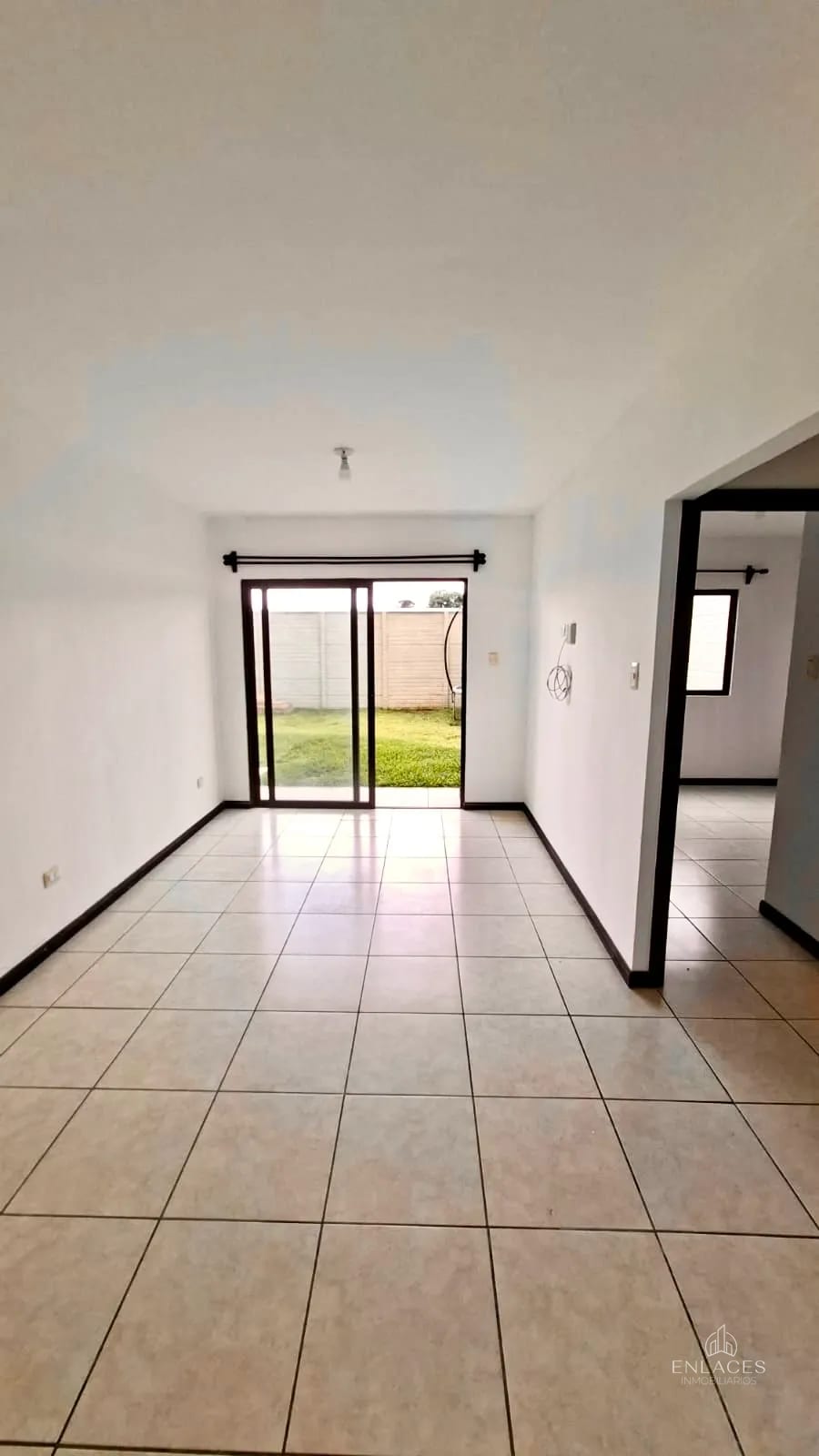 Zona 16 • Casa en Renta/Venta • Vistas de San Isidro — Casa en Alquiler en Vistas de San Isidro, Zona 16, Guatemala, Ciudad — foto 13 de 17