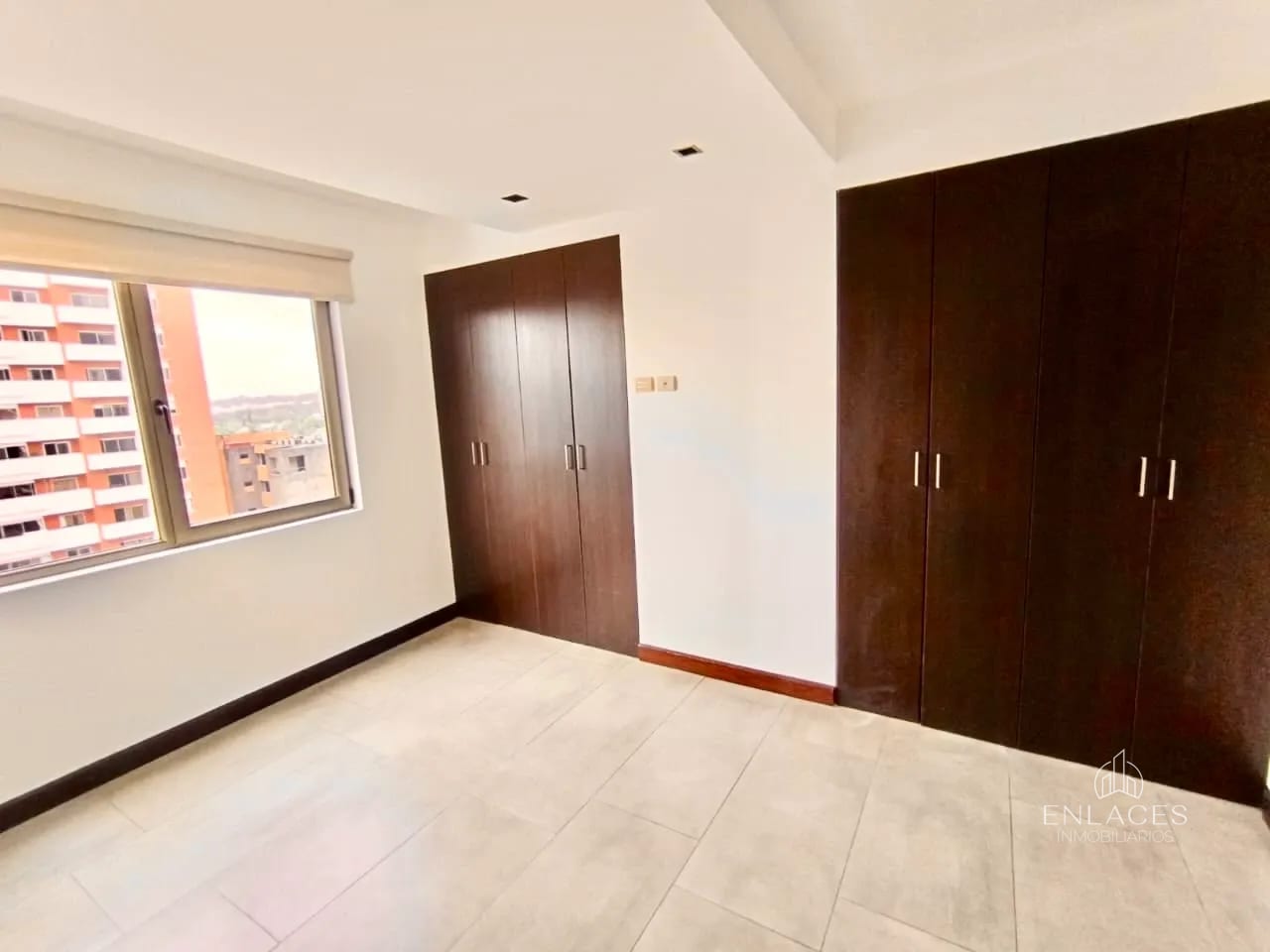 Zona 10 • Apartamento en Venta • Edificio Neo 1 — Apartamento en Venta en Neo Apartamentos, Zona 10, Guatemala, Ciudad — foto 12 de 17