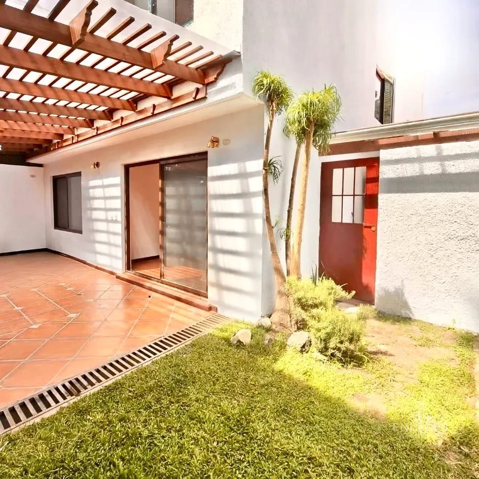 Km 16 CAES • Casa en Venta • Valles de Napa — Casa en Venta en Valles de Napa, Carretera a El Salvador, Guatemala, Ciudad — foto 1 de 14