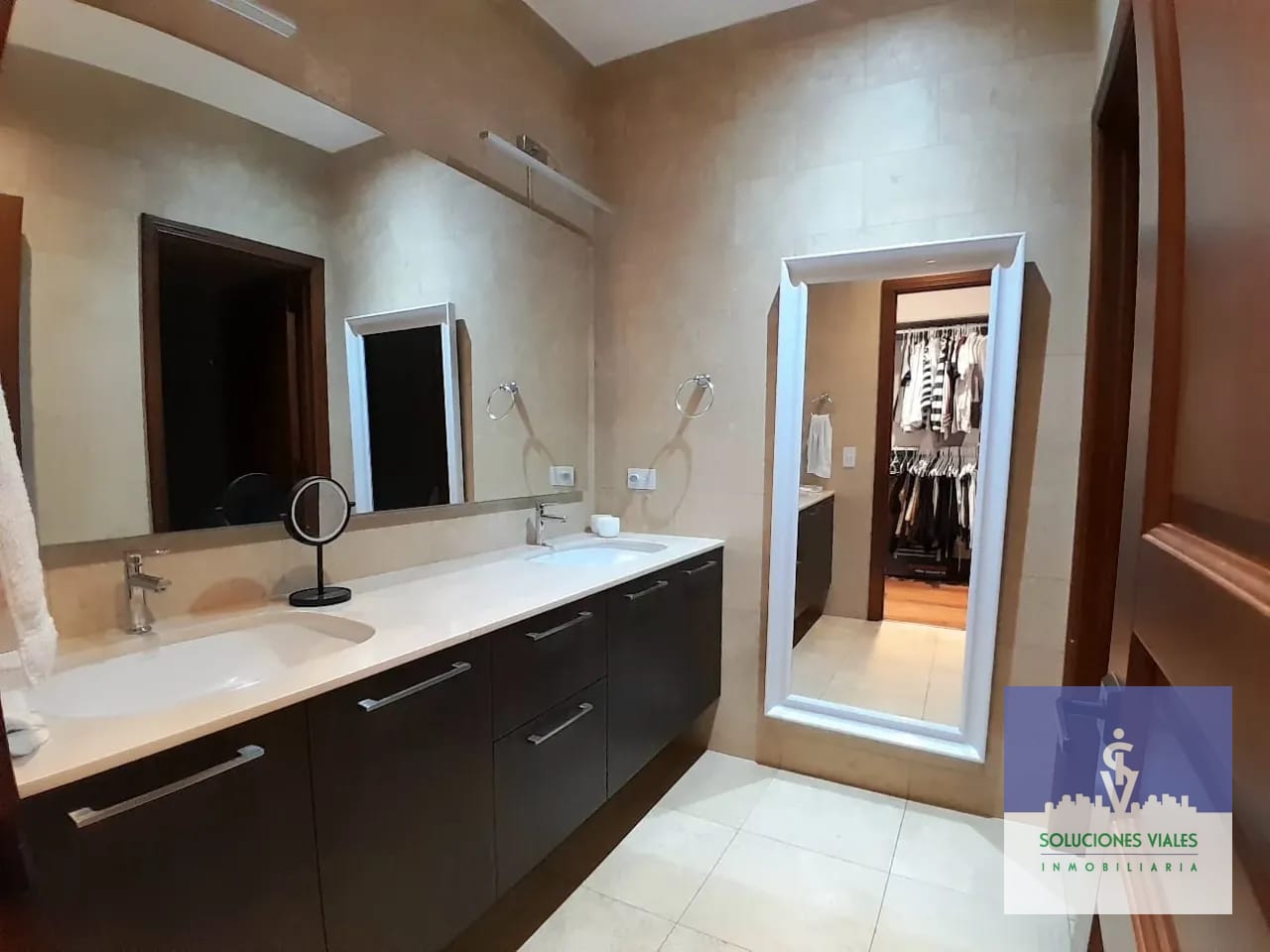 AMPLIO Y MODERNO APARTAMENTO DE 210m² EN VENTA, ZONA 15 — Apartamento en Venta en Zona 15, Guatemala, Ciudad — foto 7 de 7