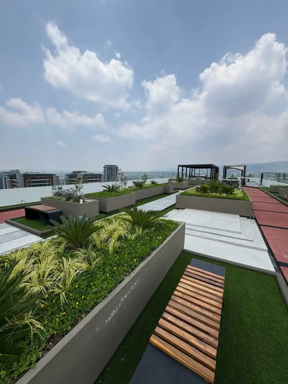 ATARAH AMUEBLADO APARTAMENTO PARA ESTRENAR EN ZONA 10 EN RENTA — Apartamento en Alquiler en Atarah, Zona 10, Guatemala, Ciudad — foto 14 de 14