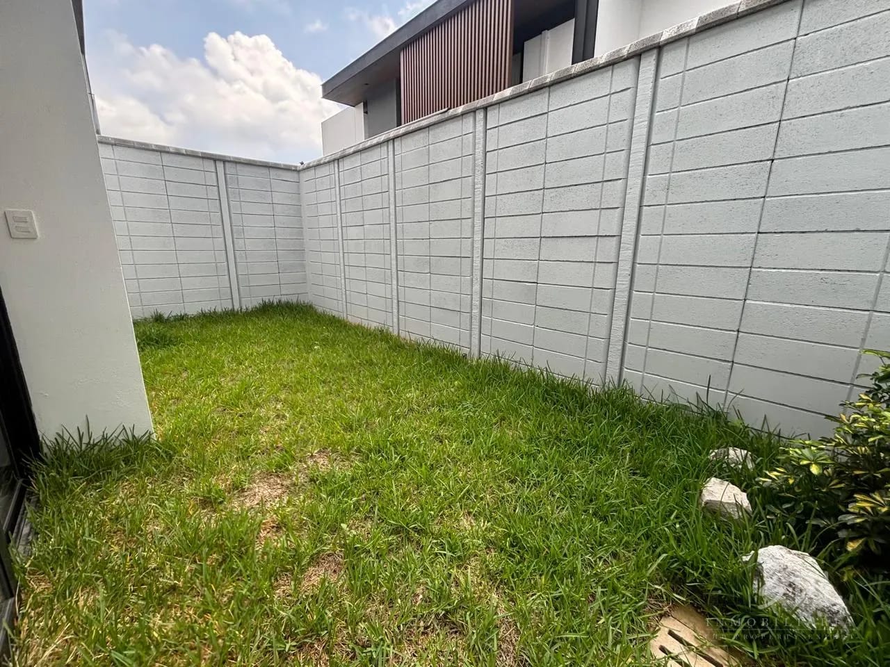Zona 10 — Casa en Alquiler en Zona 10, Guatemala, Ciudad — foto 4 de 6