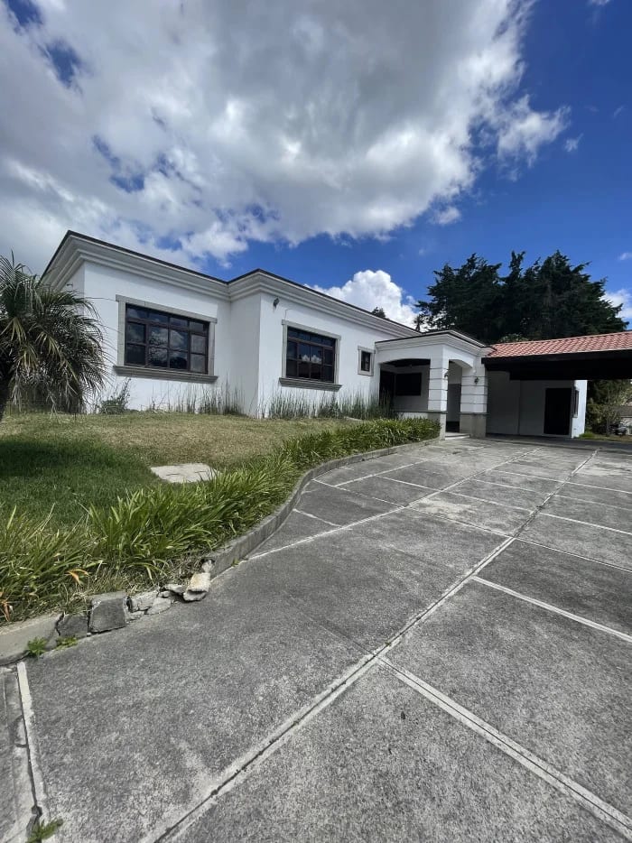 Casa en Venta Y/o Renta - Carretera a el Salvador — Casa en Venta en Carretera a El Salvador, Guatemala, Ciudad — foto 1 de 16