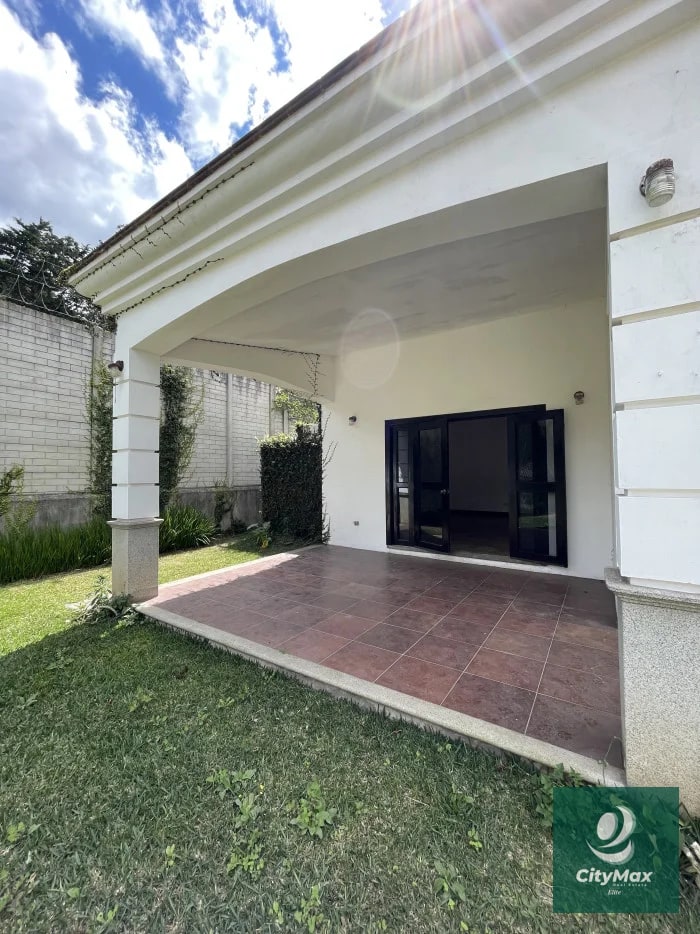 CASA EN VENTA Y/O RENTA - CARRETERA A EL SALVADOR - 3