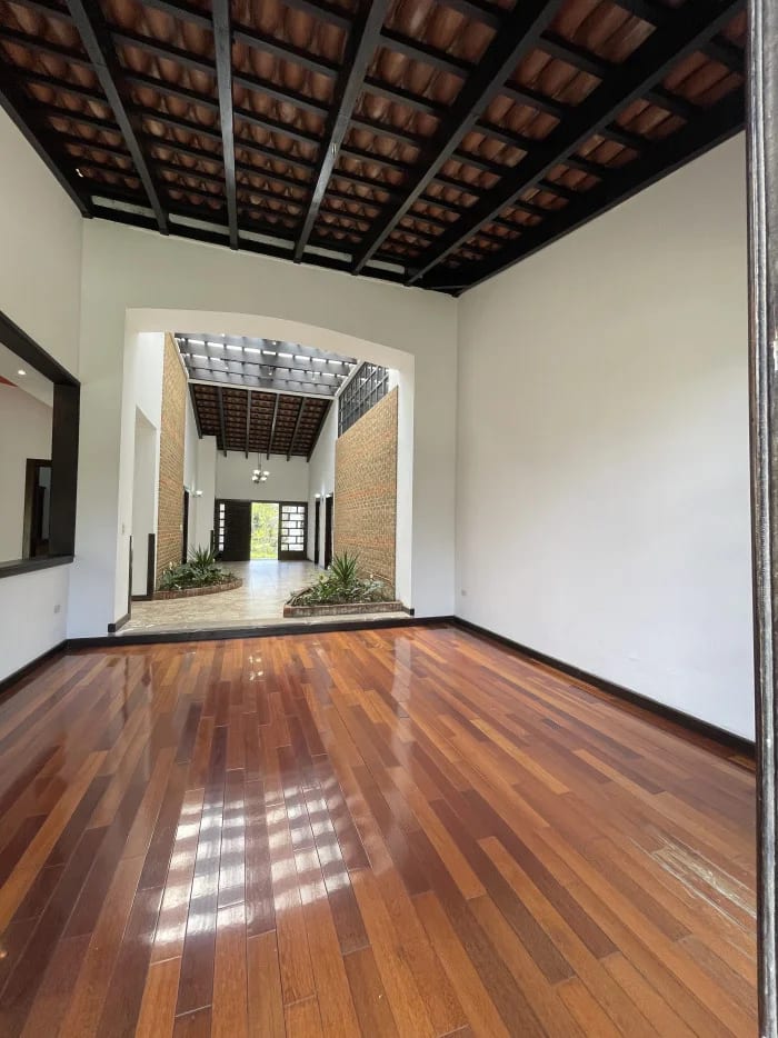 Casa en Venta Y/o Renta - Carretera a el Salvador — Casa en Venta en Carretera a El Salvador, Guatemala, Ciudad — foto 7 de 16