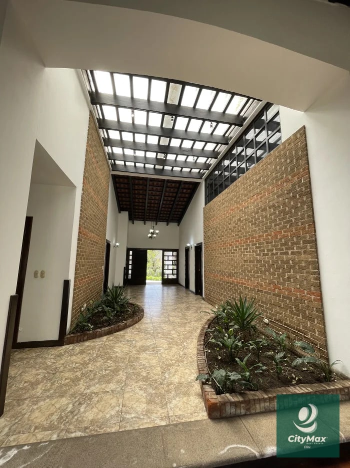 CASA EN VENTA Y/O RENTA - CARRETERA A EL SALVADOR - 6