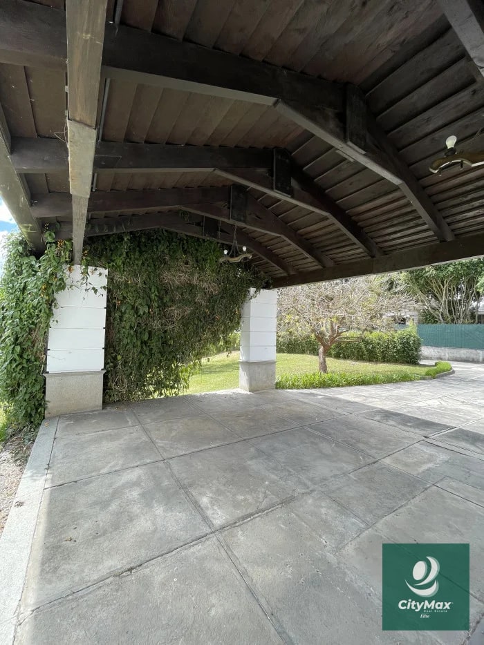CASA EN VENTA Y/O RENTA - CARRETERA A EL SALVADOR - 5