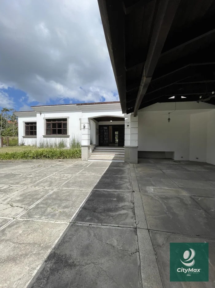 CASA EN VENTA Y/O RENTA - CARRETERA A EL SALVADOR - 2