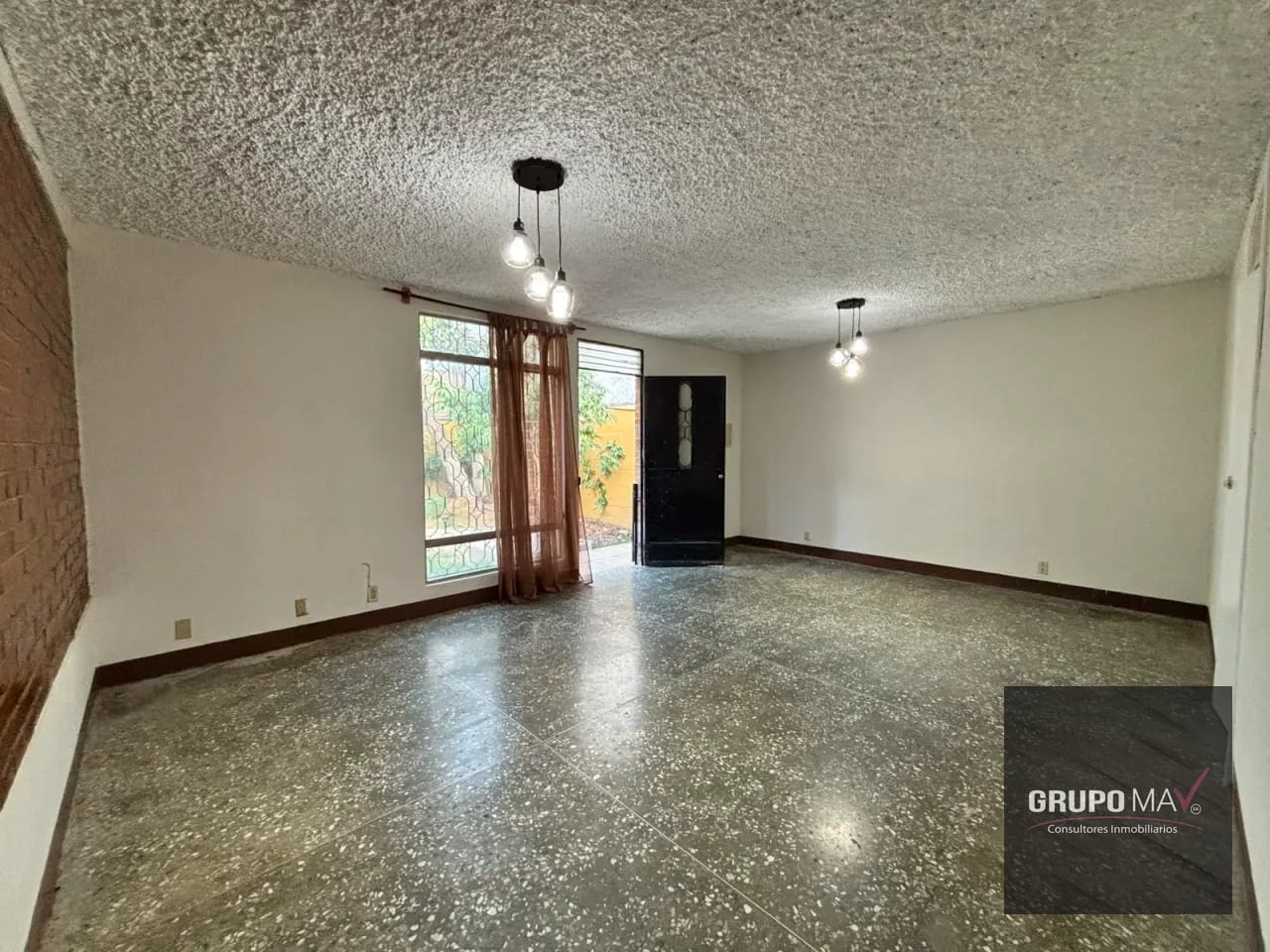 Casa Zona 15 Jardines de Minerva — Casa en Alquiler en Zona 15, Guatemala, Ciudad — foto 2 de 10