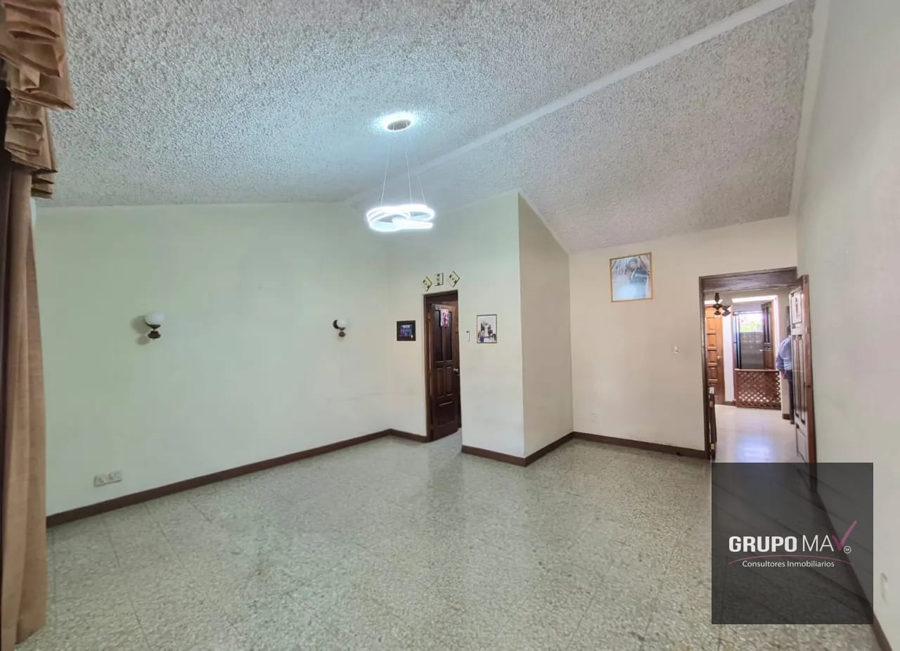 Casa Zona 7 Calzada Mateo Flores Residenciales Bougambilias — Casa en Venta en Zona 7, Guatemala, Ciudad — foto 4 de 11
