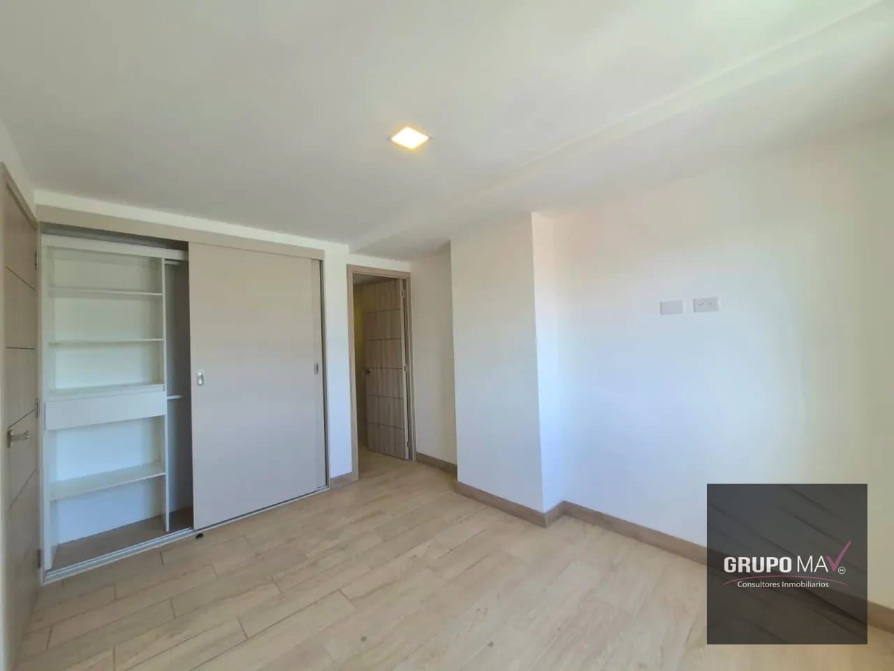 Apartamento Zona 12 Edificio Armonía — Apartamento en Alquiler en Armonía, Zona 12, Guatemala, Ciudad — foto 4 de 10