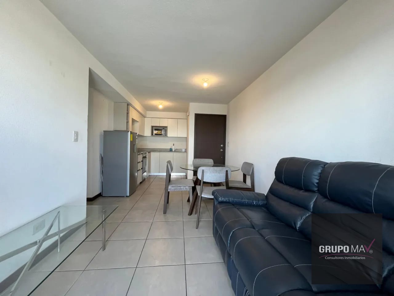 Apartamento Amueblado Edificio Akari Mixco Zona 2 — Apartamento en Alquiler en Akari, Zona 2 Mixco, Guatemala, Ciudad — foto 2 de 8