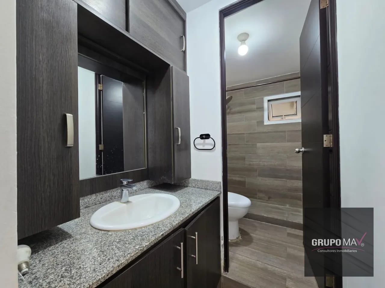 Apartamento Edificio Villas Granada II Santa Catarina Pínula — Apartamento en Venta en Santa Catarina Pinula, Guatemala, Ciudad — foto 9 de 12