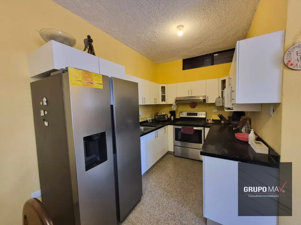 Casa Residencial Bosques de San Nicolas, Mixco Zona 4 — Casa en Venta en Bosques de San Nicolás, Zona 4 Mixco, Guatemala, Ciudad — foto 2 de 15